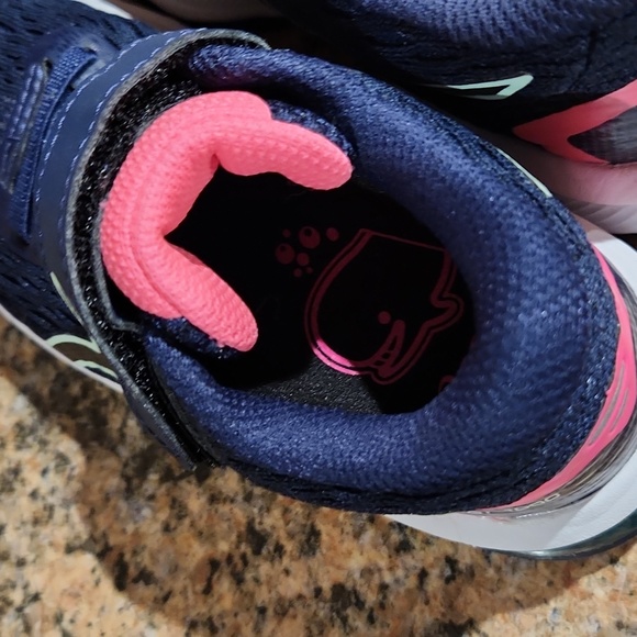 NIB Toddler Asics Size 10 - Picture 6 of 8